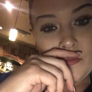 Meet your Posher, Molly